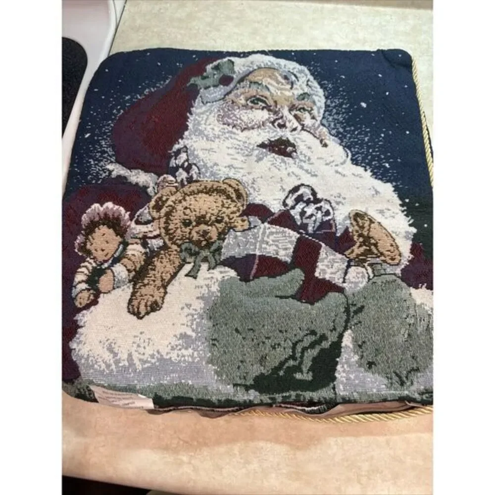 Vintage Christmas Tapestry 15x15 Pillow Cover Sham Santa Teddy Bear‎ Presents